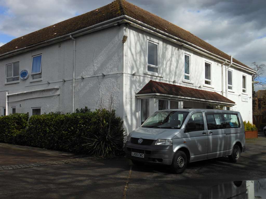 The Gatwick White House Hotel Horley Ngoại thất bức ảnh